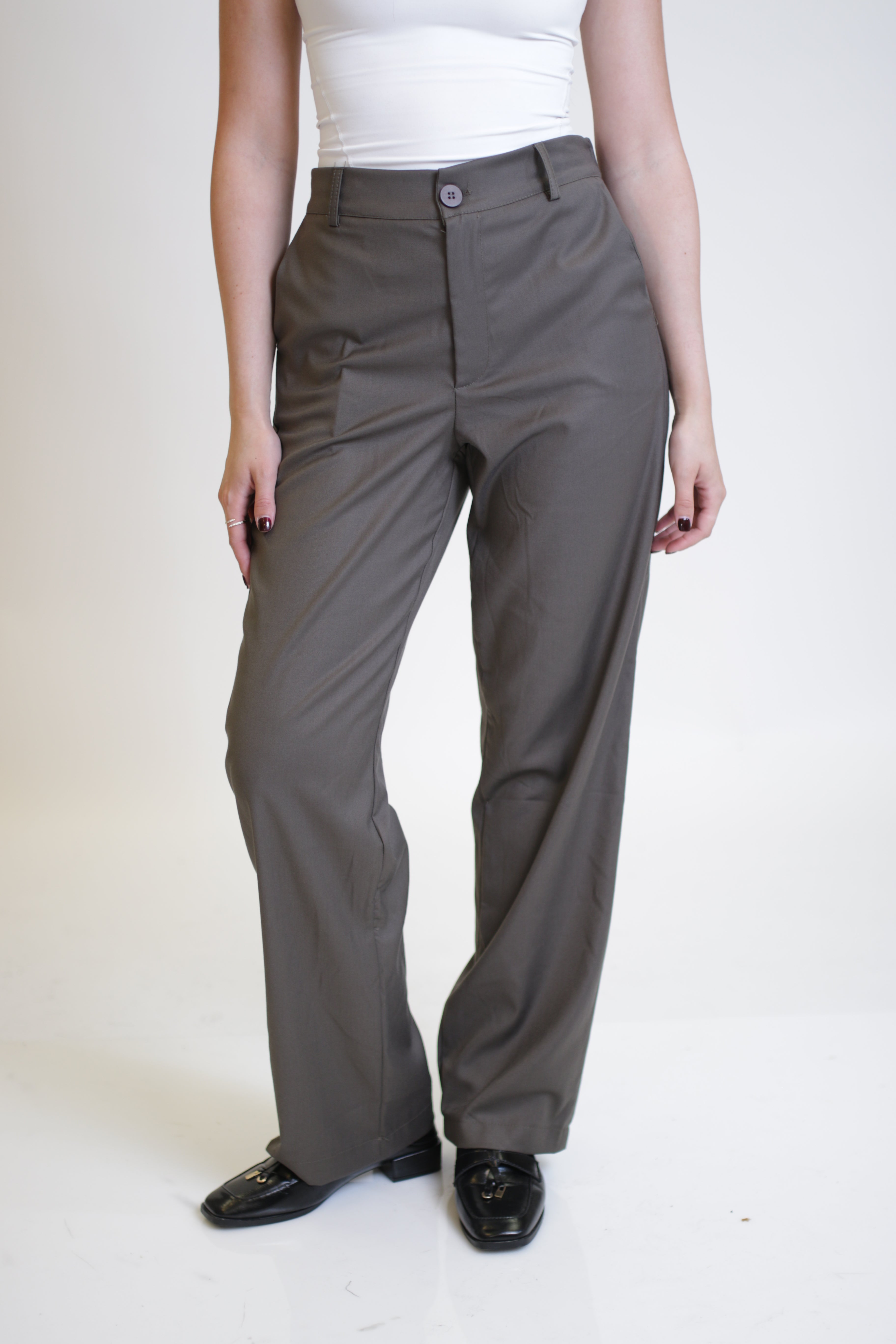 מכנסי בלו סקיי