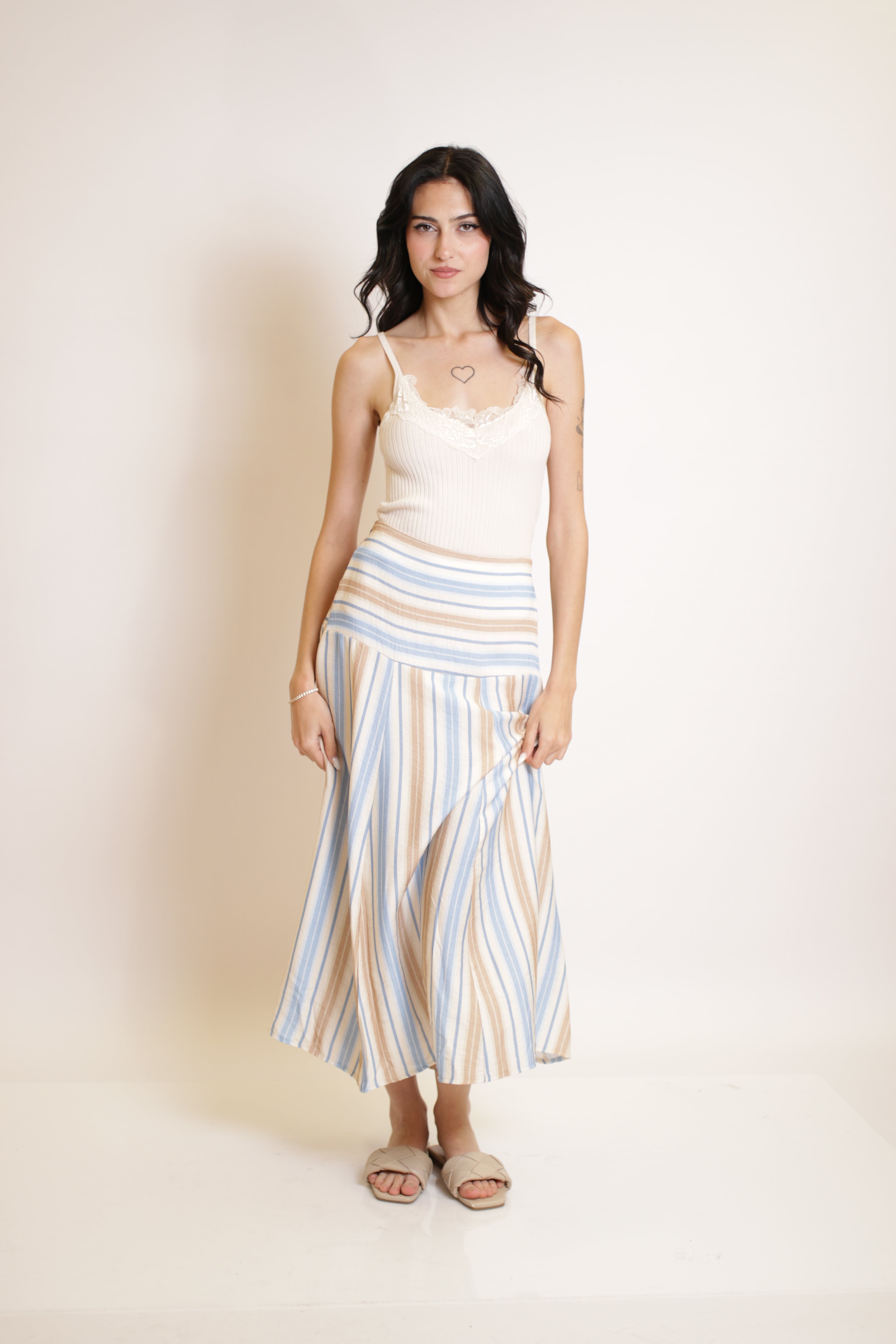 חצאית ליב