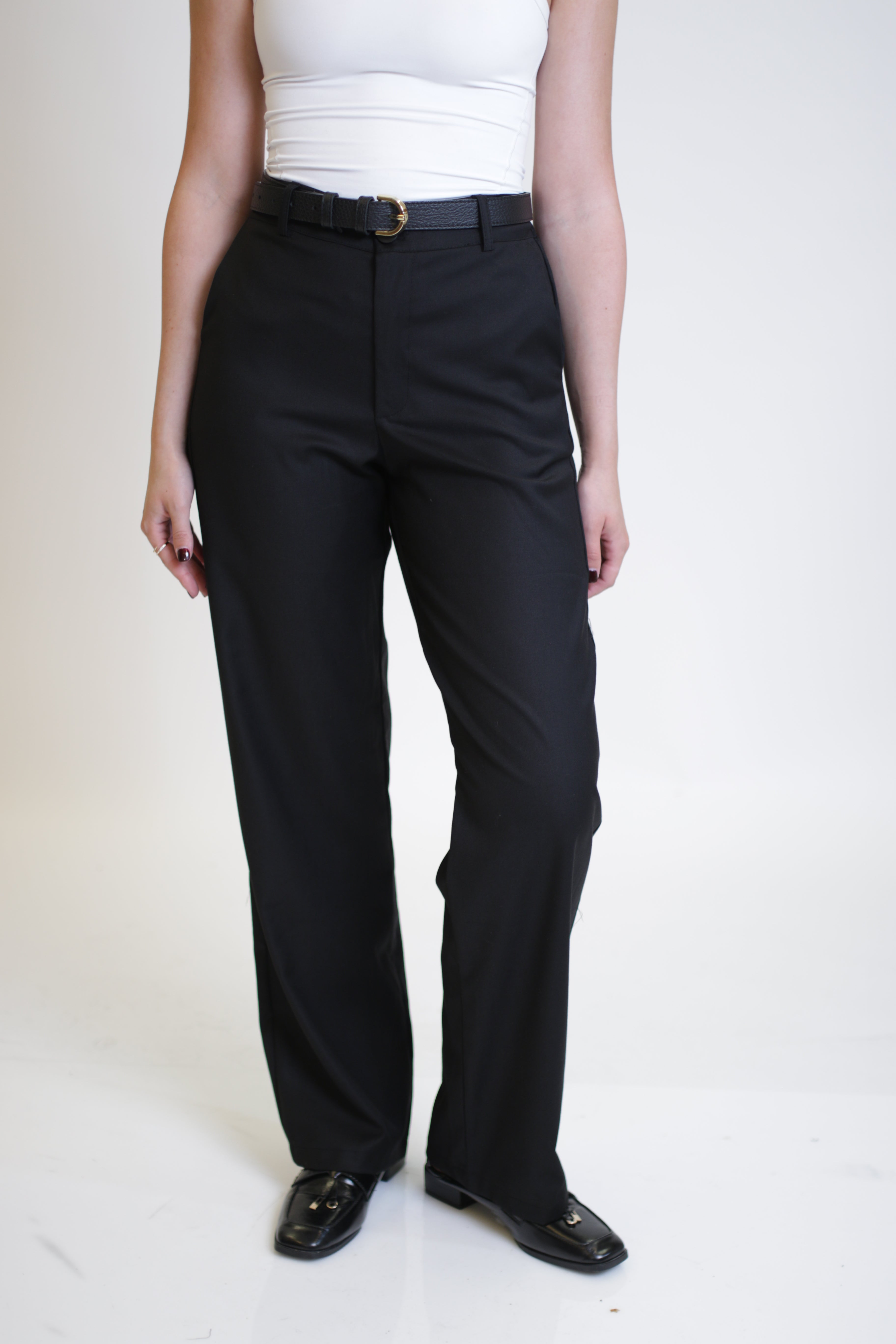 מכנסי בלו סקיי