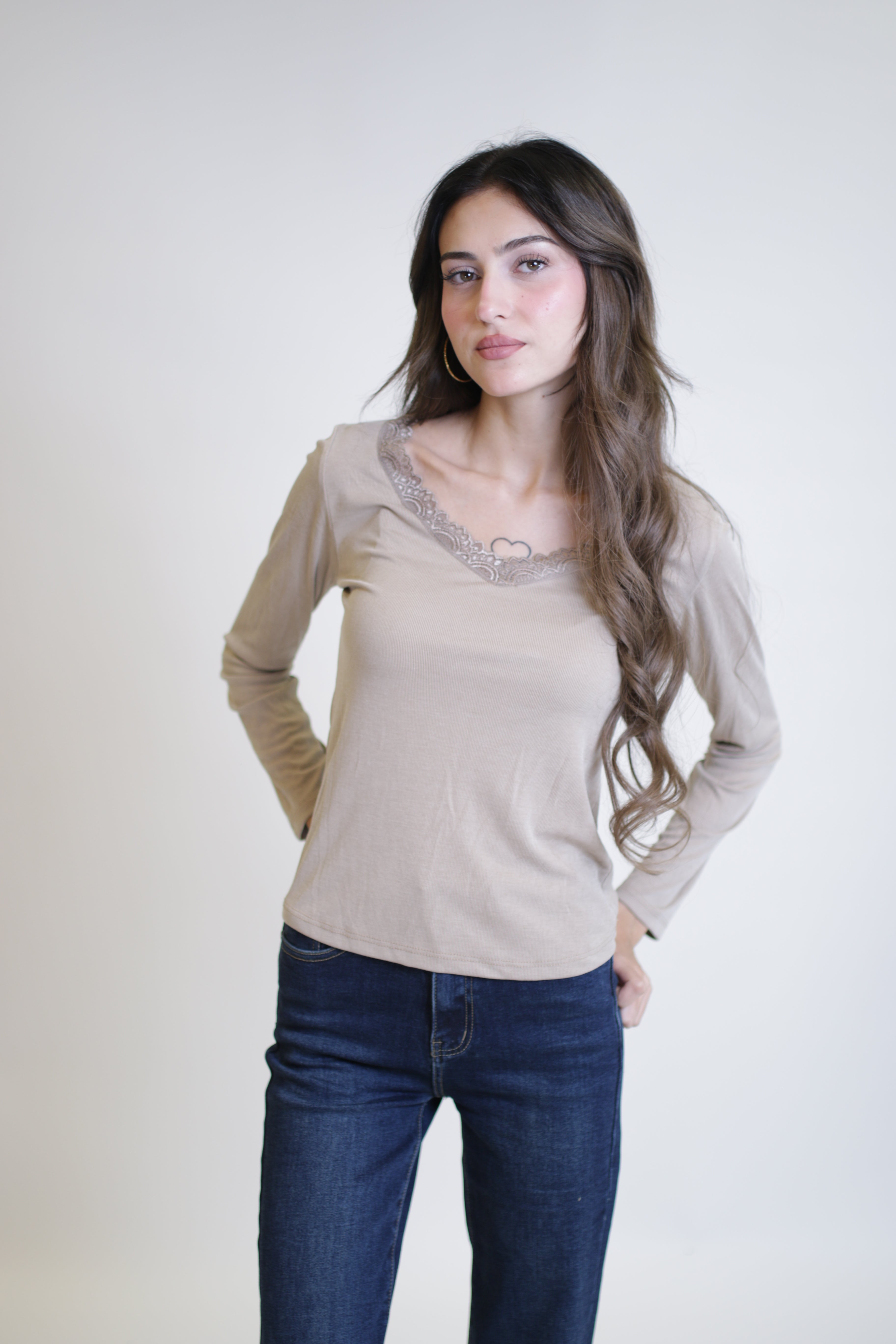 חולצת יוניק